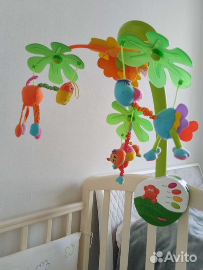 Мобиль на кроватку tiny love