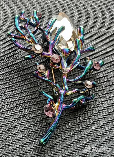 Брошь 2в1 Зелено - Пурпурная Веточка кристаллы эма
