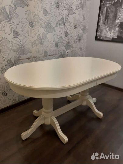 Кухонный стол