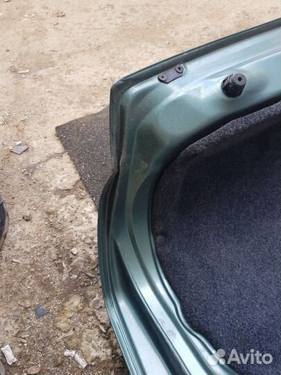 Крышка багажника Рено Меган 2 седан