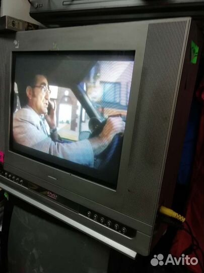 Видеомагнитофон