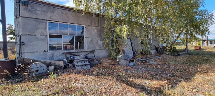 Производство, 2700 м²