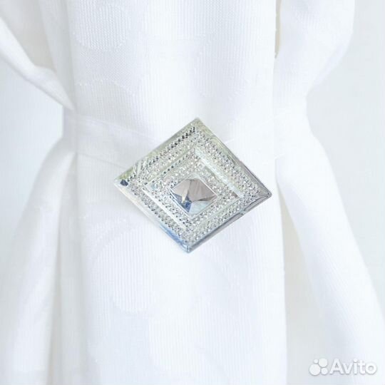 Подхват-магнит для штор Квадрат белый 1 шт;