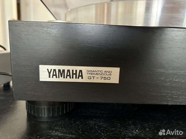 Yamaha GT 750