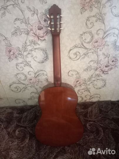 Классическая гитара yamaha c40