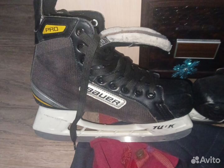 Хоккейные коньки bauer размер 38.5