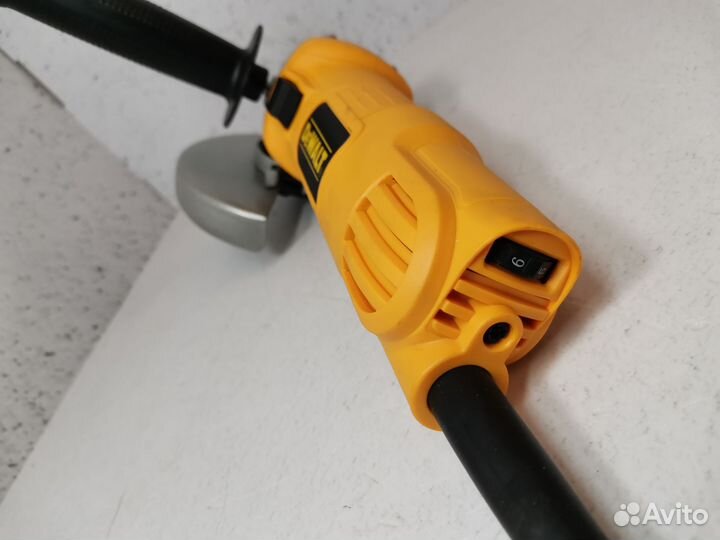 Ушм болгарка dewalt 125 8110s