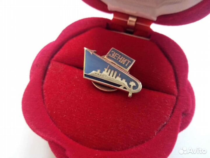 Знак, значок серебро 925. Зенит. Футбольный клуб