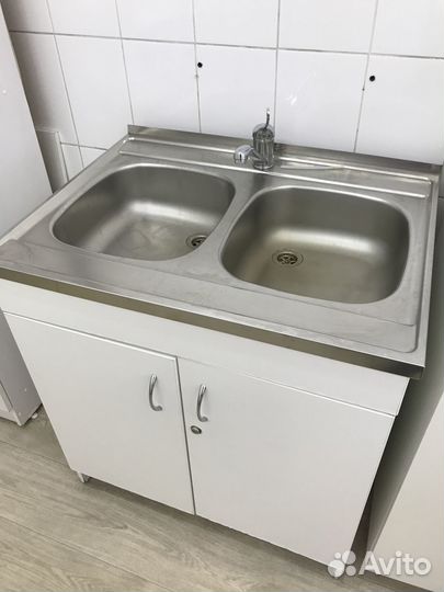 Медицинские Шкафы Мойка Стол Стул Кресло Тумба