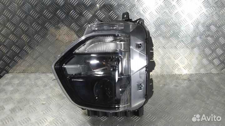 Фара правая Hyundai Santa Fe TM (18-20)