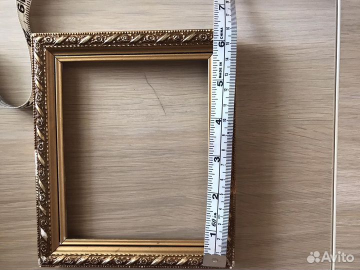 Рамка деревянная под золото