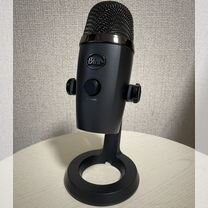 Микрофон Blue Yeti nano