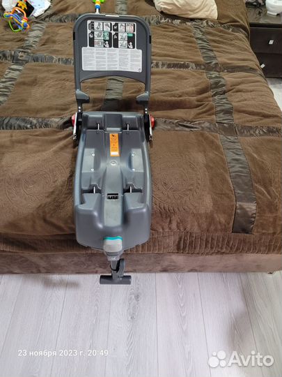 Детское автокресло от 0 britax с базой, новое