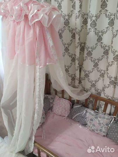 Балдахин, бортик и комод