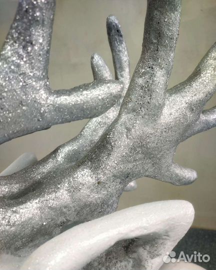 Олень новогодний