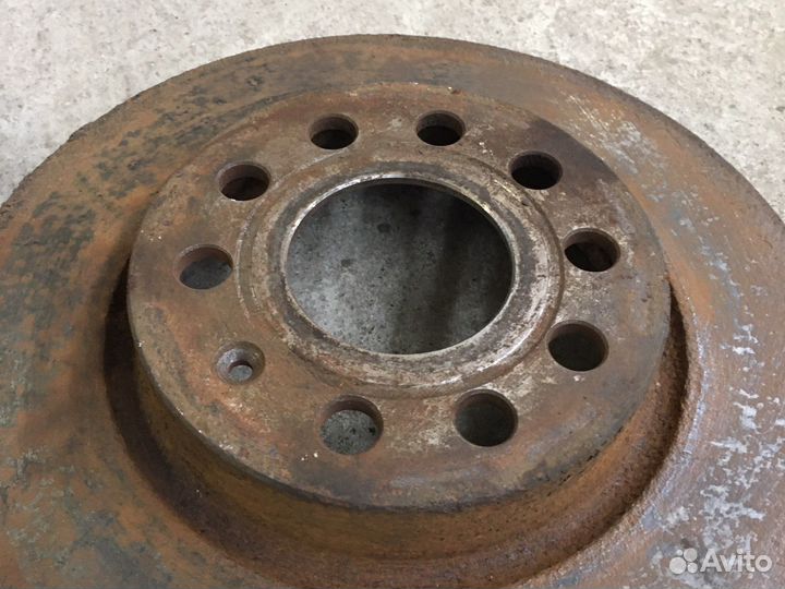 Тормозные диски передние Skoda Octavia A5 (3309)