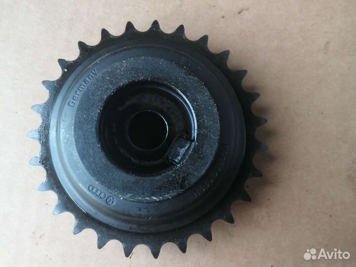 Звездочка распредвала выпуск AGZ VW Passat B5, 2.3