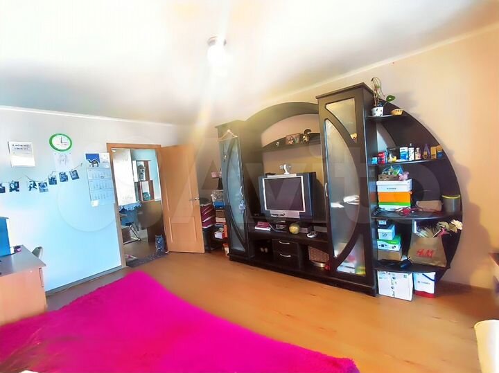 2-к. квартира, 55 м², 4/10 эт.