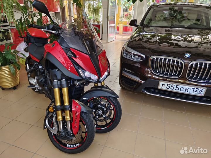 Мотоцикл Yamaha Niken