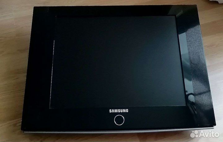 Телевизор samsung