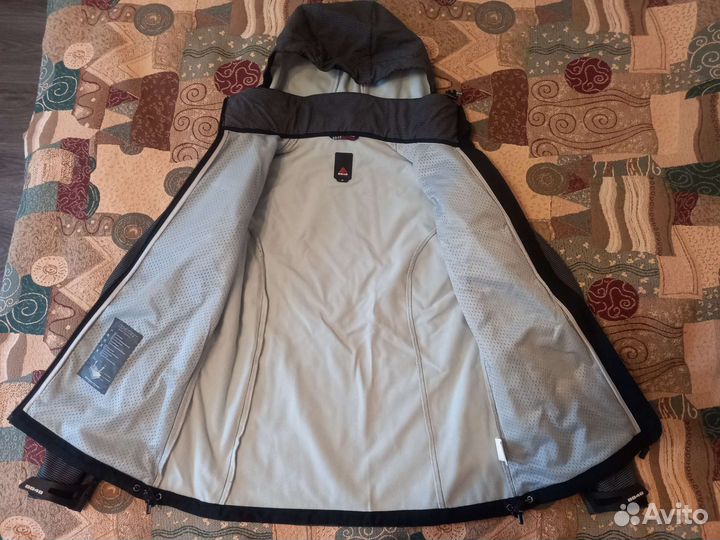 Горнолыжная женская куртка altitude 8848 р.46