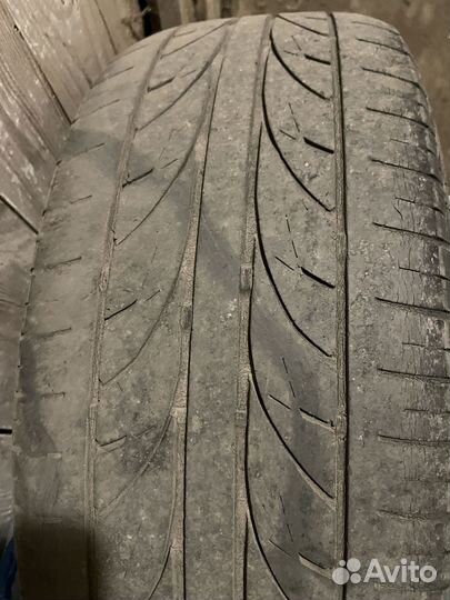 Bridgestone MY-02 Sporty Style 215/45 R17