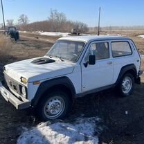 ВАЗ (LADA) 4x4 (Нива) 1.7 MT, 1998, 150 000 км, с пробегом, цена 130 000 руб.