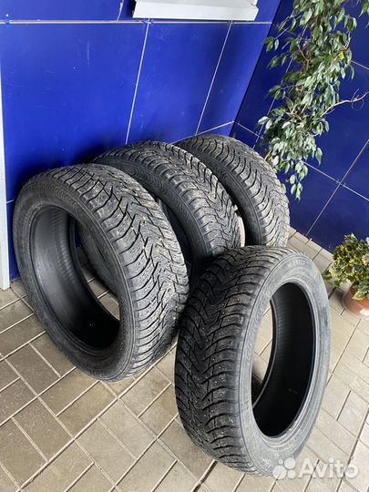 Nokian Tyres Hakkapeliitta 8 SUV 235/55 R20