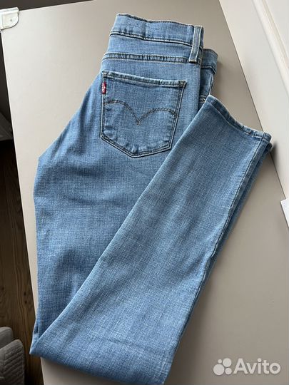 Джинсы новые Levis 311 Shaping Skinny