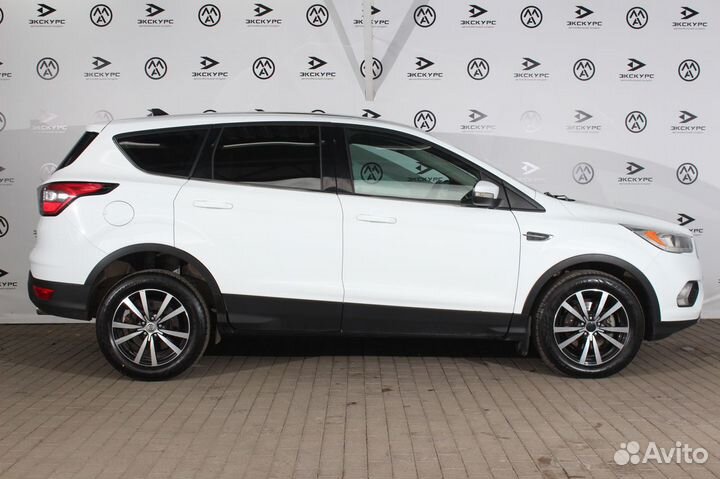 Ford Kuga 2.5 AT, 2017, 211 211 км