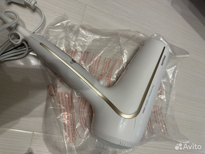 Фен philips drycare hp8232