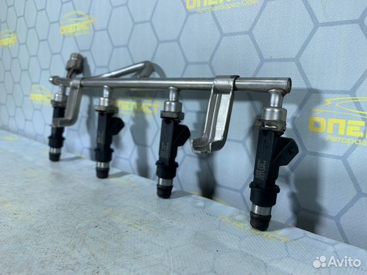 Форсунки с рампой Opel Corsa C Z14XE