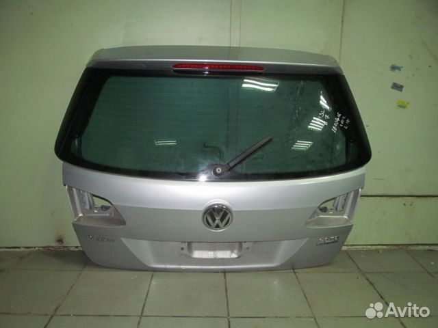 Дверь багажника Volkswagen Passat B7 2011