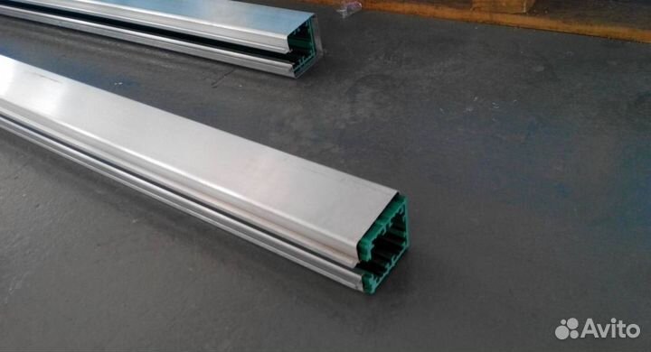 Троллейный шинопровод / 952 AW