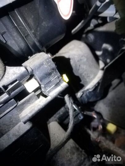 Моторчик заслонок отопителя Audi A8 D2 1996