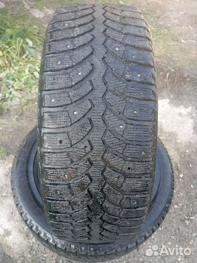 Bridgestone Blizzak Spike-01 205/55 R16 91T