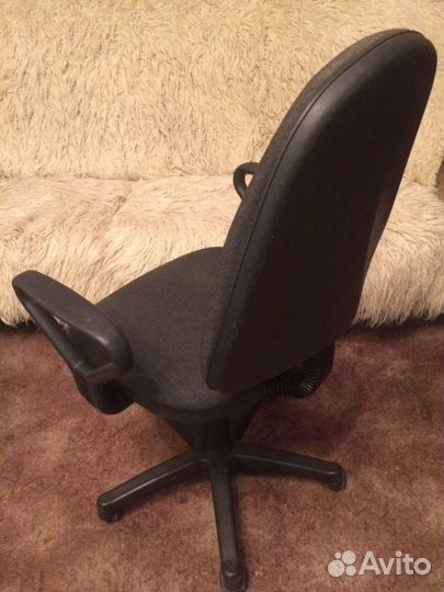 Компьютерное кресло