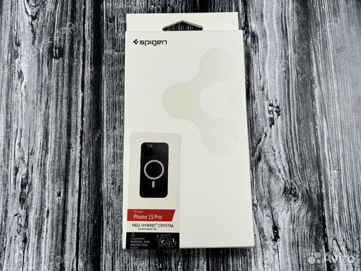 Чехол акриловый Spigen Magsafe для iPhone 15 Pro