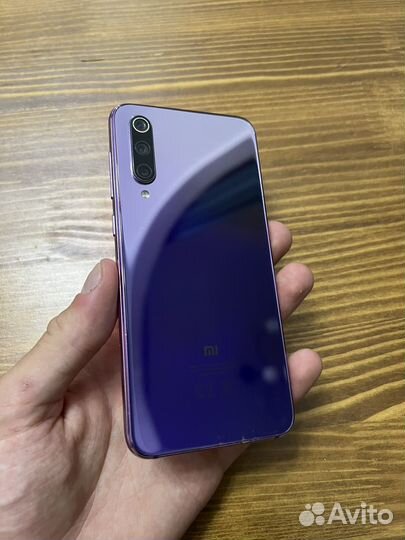 Xiaomi Mi 9 SE, 6/64 ГБ