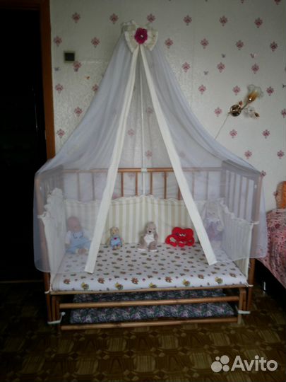 Детская Кроватка маятникого типа (от 0 - до 4 лет)