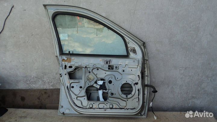 Дверь передняя левая Renault Sandero 1