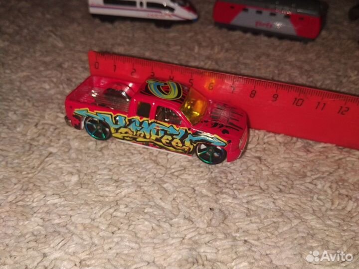 Машинки игрушки