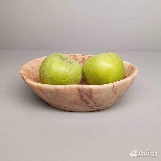 Чаша из мрамора