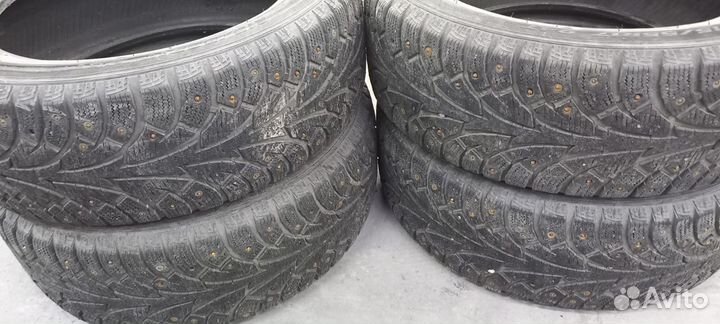 Hankook RoadHandler 215/55 R17