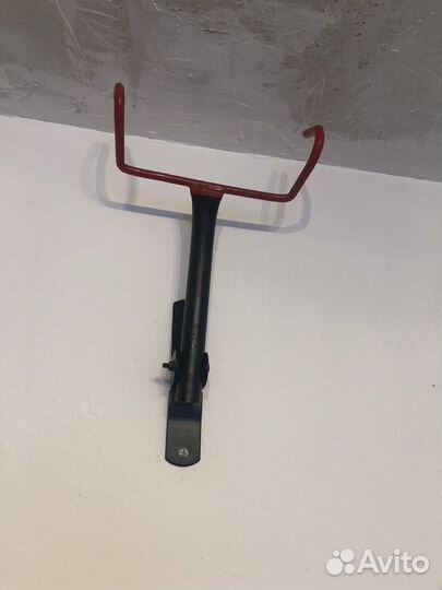 Крепления на стену для велосипеда