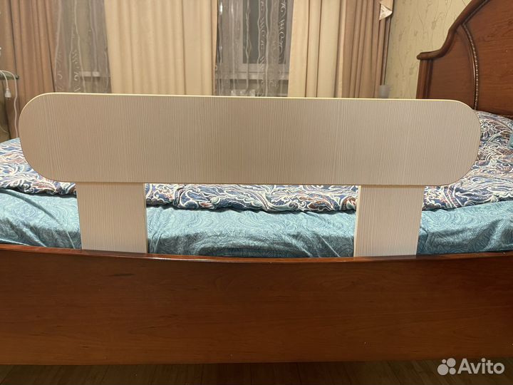 Ограничитель для кровати