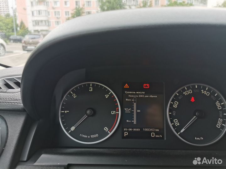 Land Rover Discovery 3.0 AT, 2013, 194 000 км