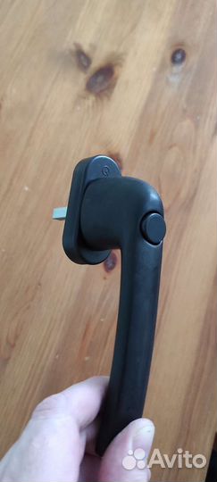 Ручки оконные