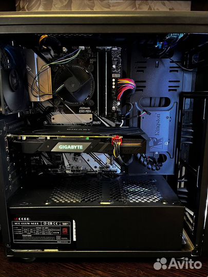 Компьютер с монитором