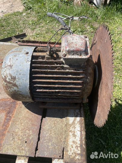 Электродвигатель